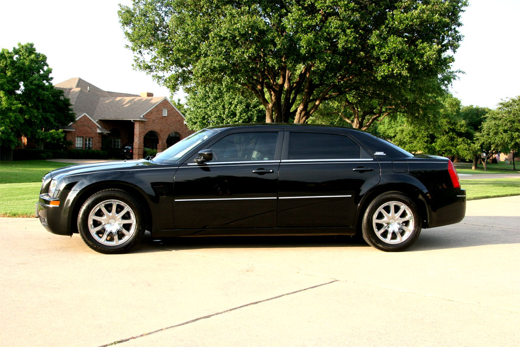 Chrysler 300 wheelbase #5